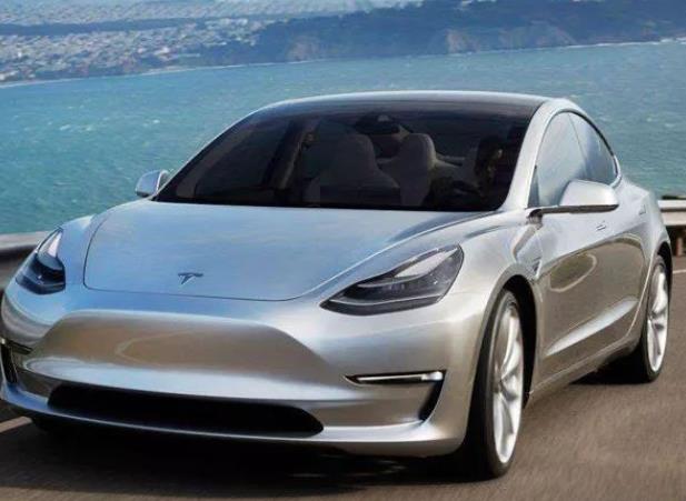 特斯拉model32022款好吗 磷酸铁锂电池功率194kW